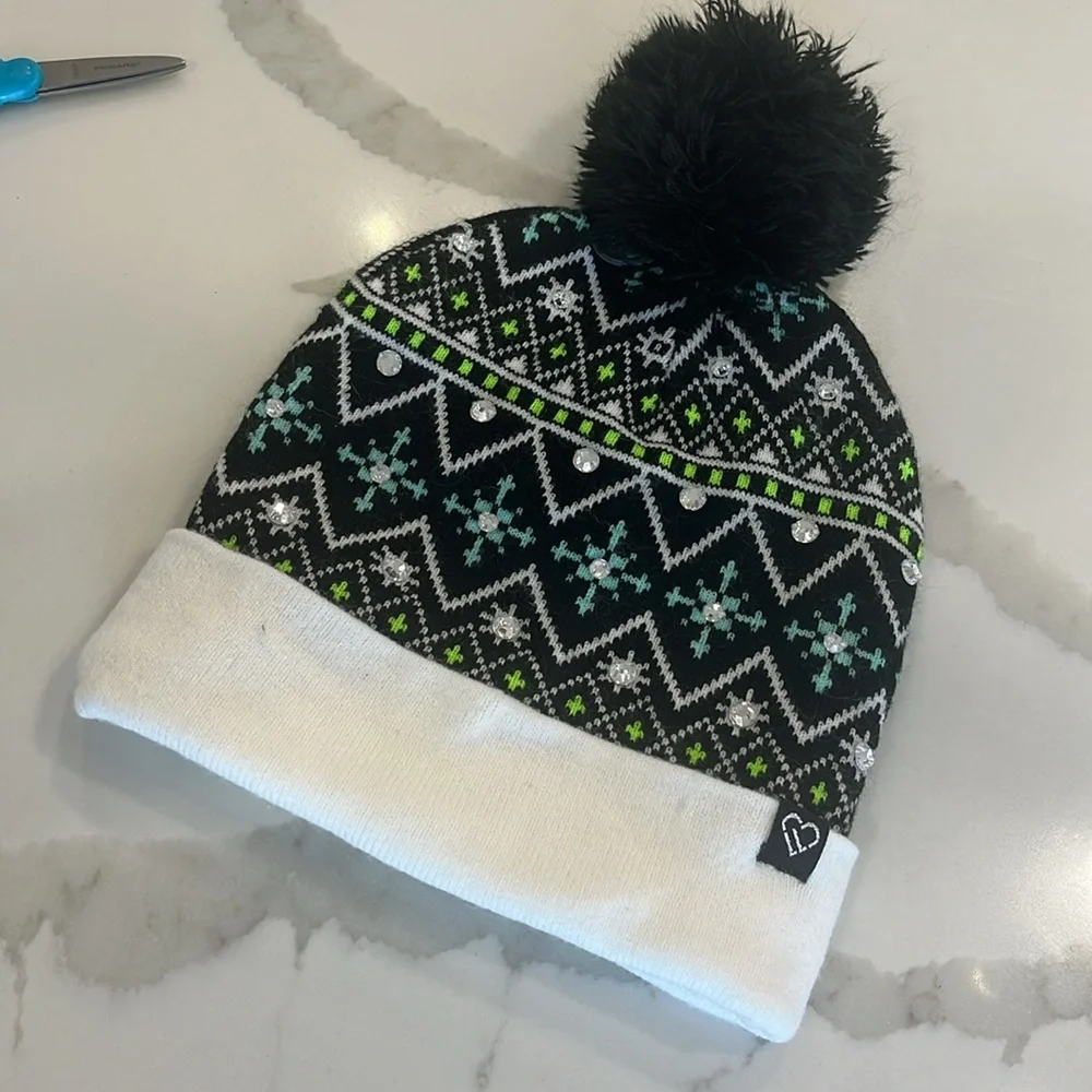 Justice Live Love Dream Rhinestone Knit Pom Pom Beanie Hat Gray‎ Teen Adult